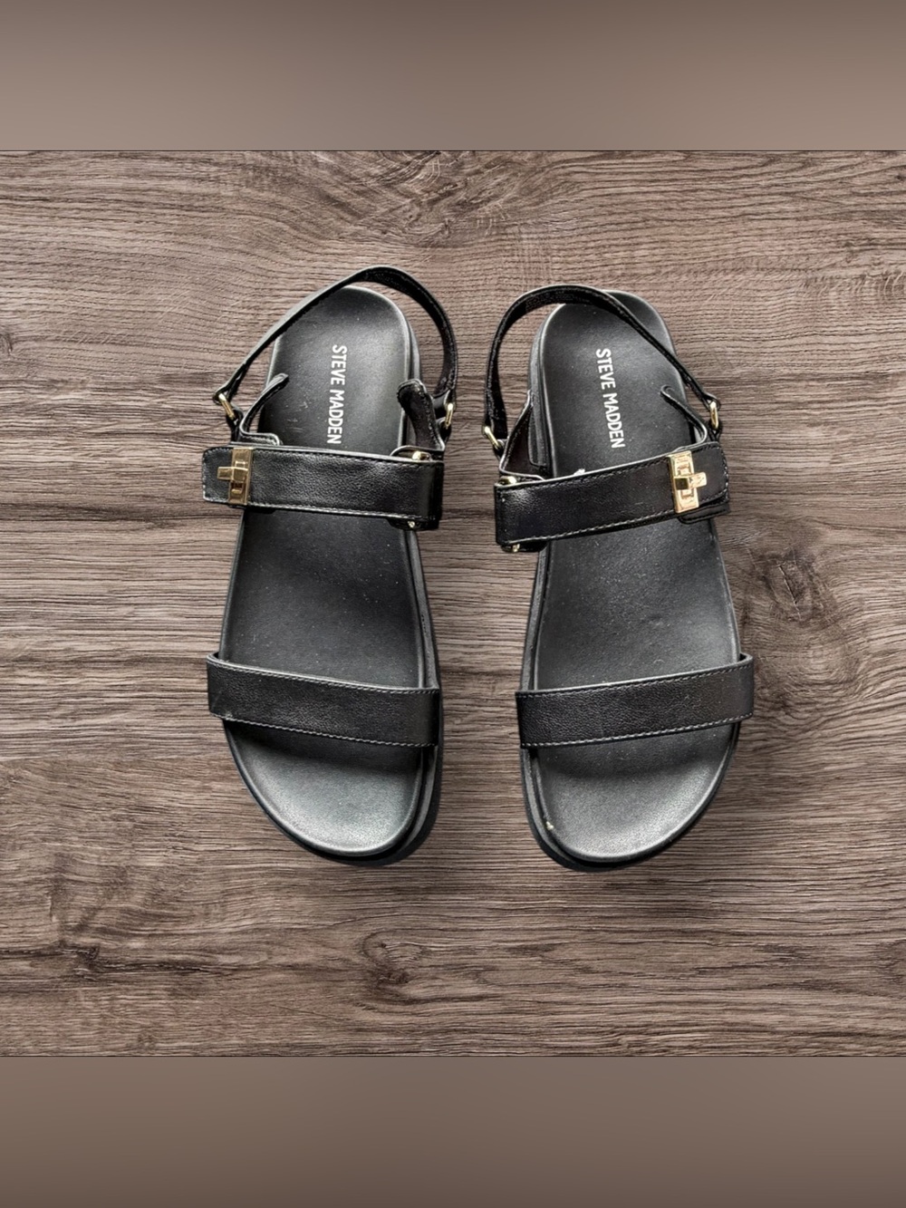 Girls Black and Gold Steve Madden Sandals Size 4